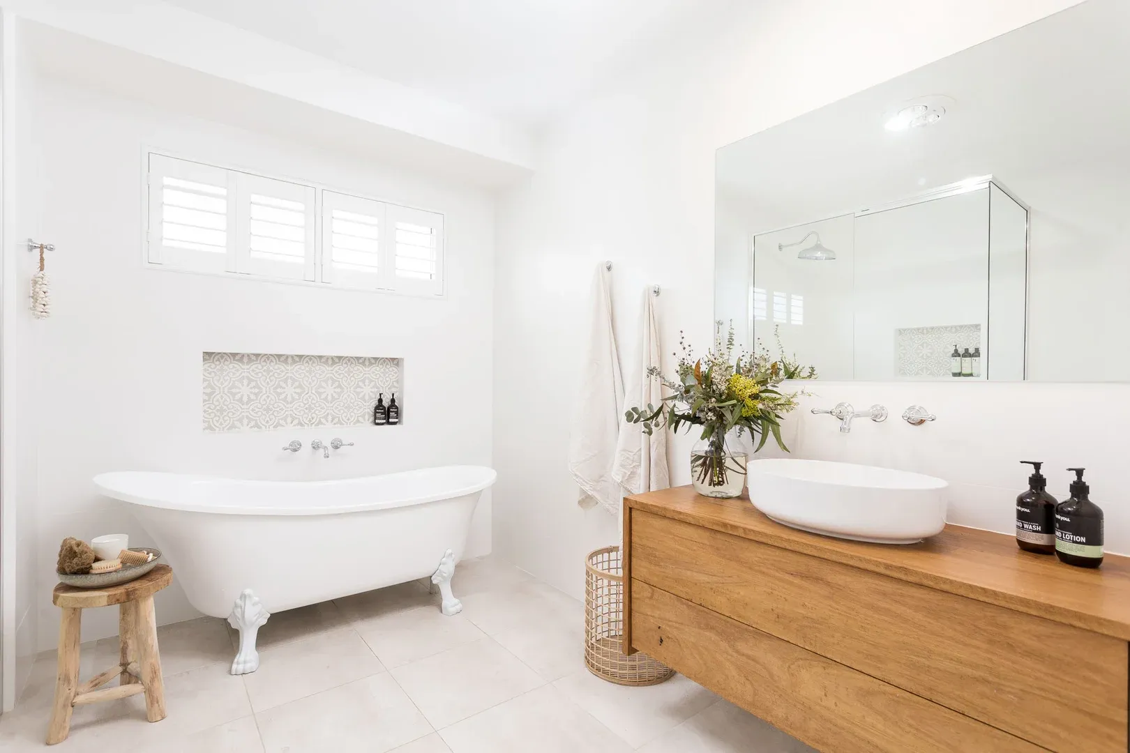 Main bathroom